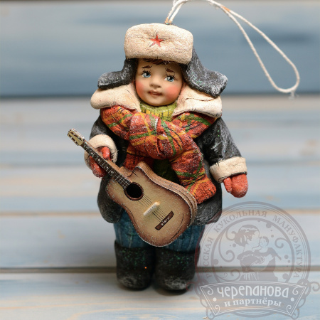 Витюша с гитарой, елочная игрушка кукольной мануфактуры Ирины Черепановой